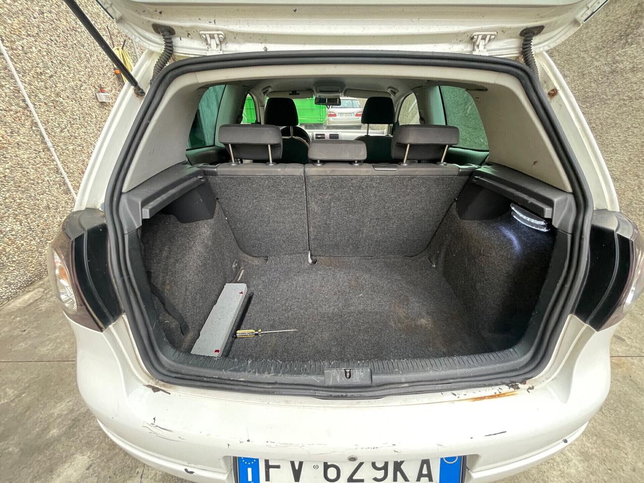VW GOLF V 1.6 GTI BENZINA 75KW EURO4 NEOPATENTATI