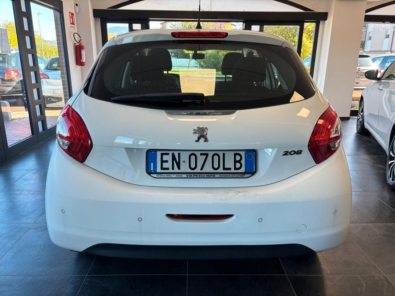PEUGEOT 208 ANNO 2012 DS 1.4 ADATTA NEOPATENTATI KM 230 MILA