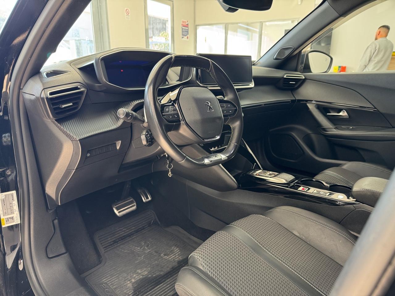 Peugeot 2008 BlueHDi 130 S&S EAT8 GT