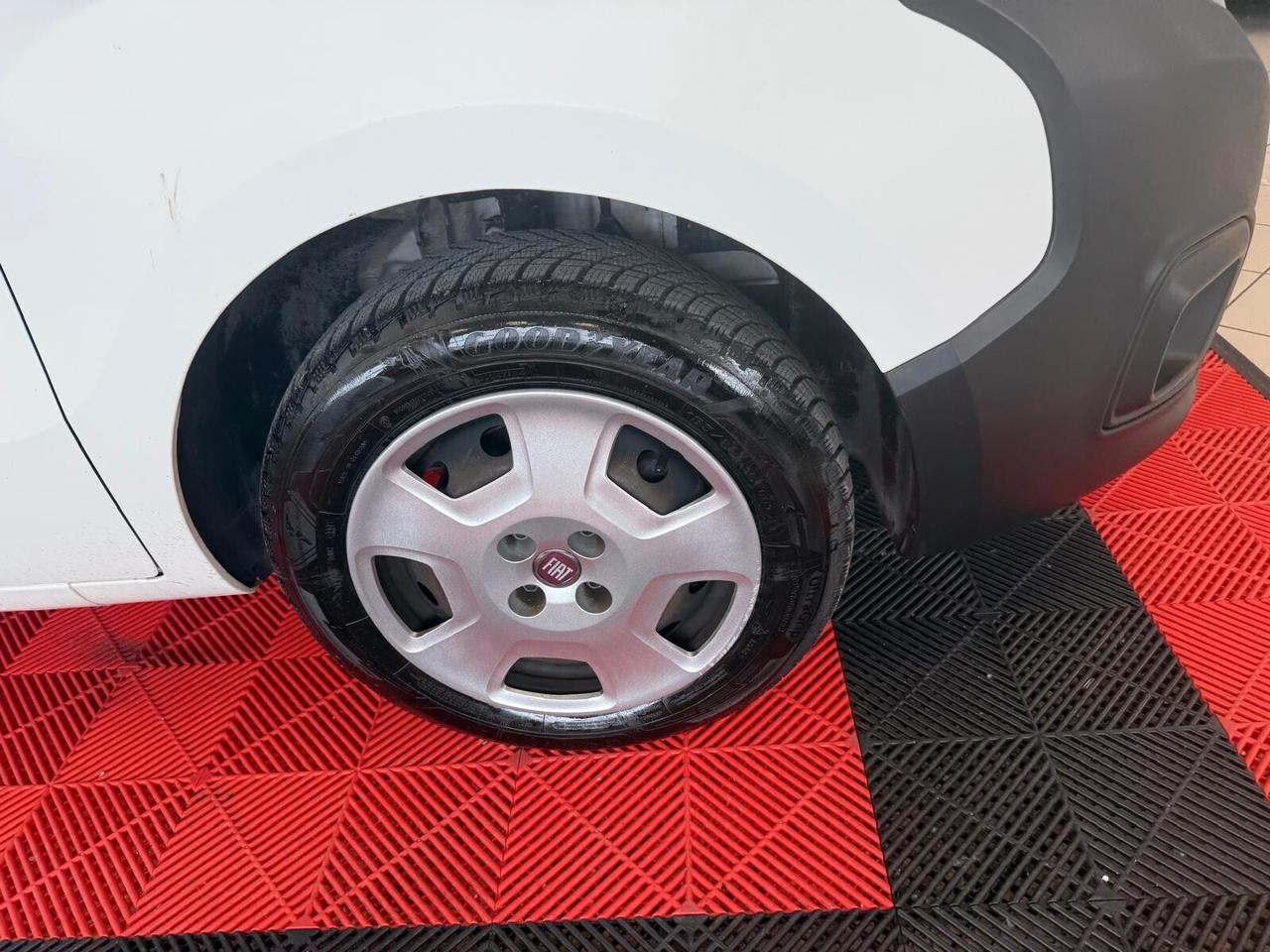 Fiat Fiorino 1.3 MJT 95CV Cargo SX