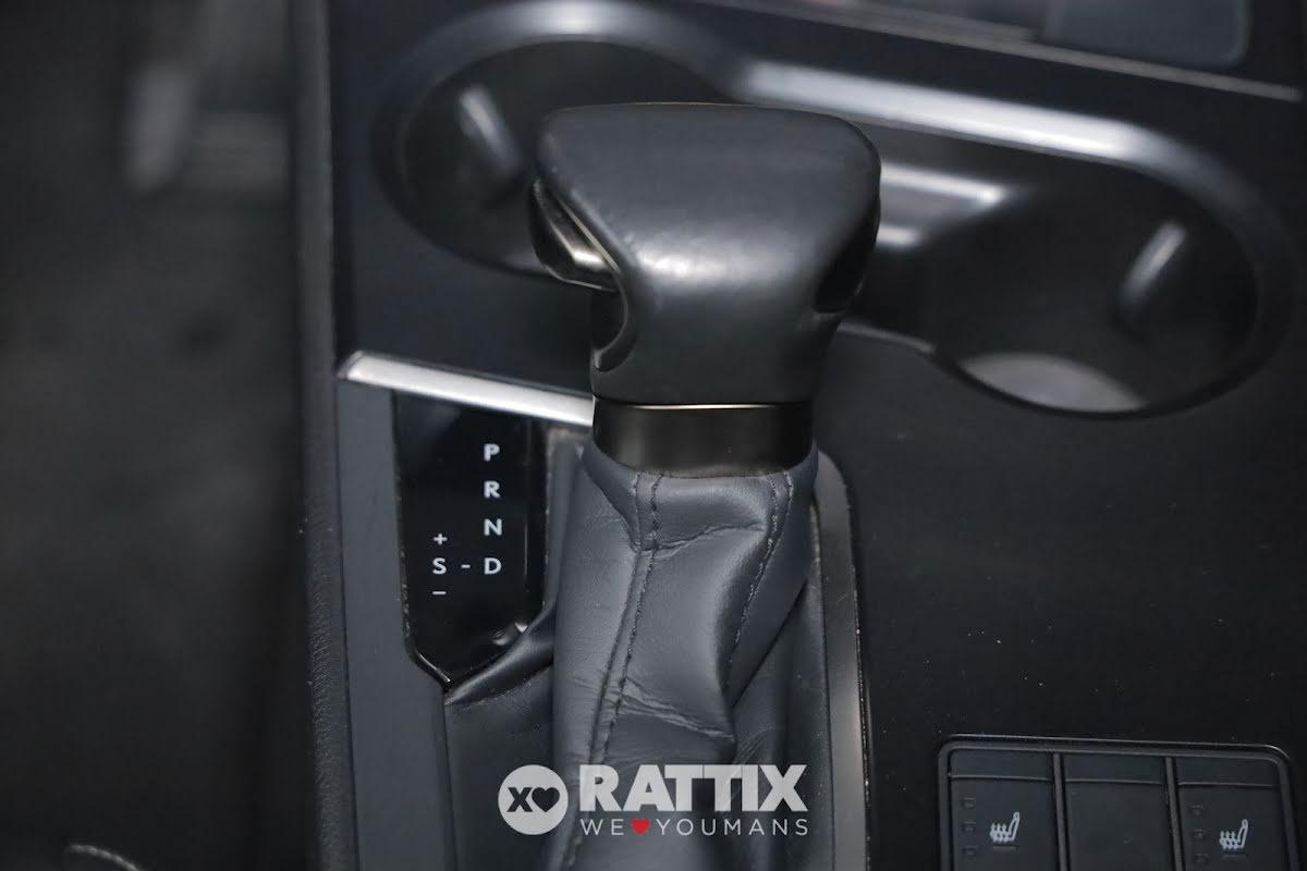 Lexus UX 250h 2.0 HEV Design CVT