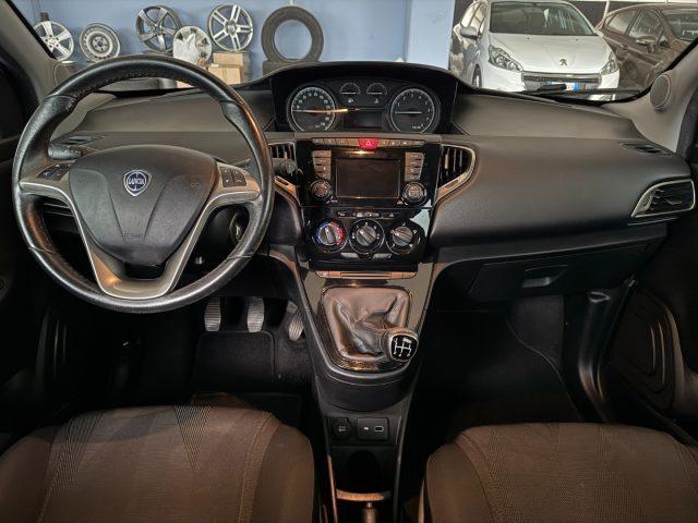 LANCIA Ypsilon 1.2 69 CV 5 porte GPL Ecochic Gold