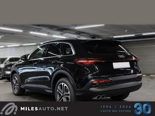 AUDI Q5 TDI Stronic q ACC MMI Gancio ? 799 garanzia 7 anni