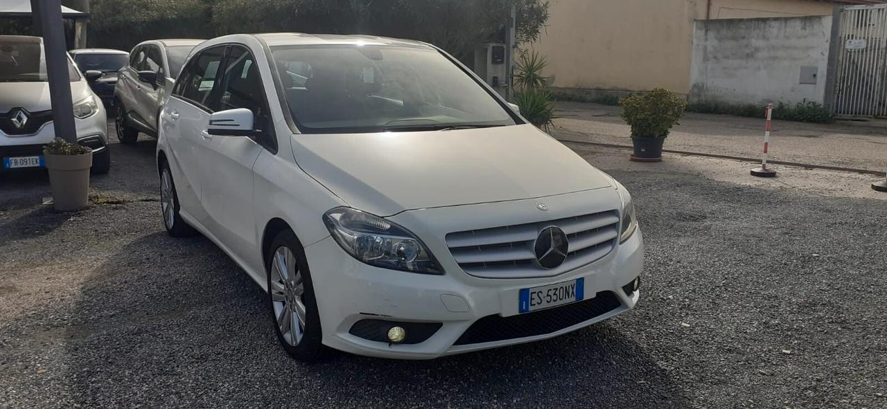 Mercedes-benz B 180 2013 - 1.8CDI Automatic Lb automobili