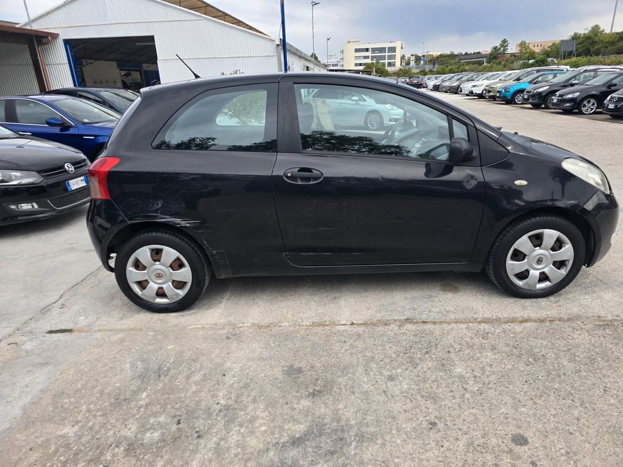 Toyota Yaris 1.3 3 porte Luna