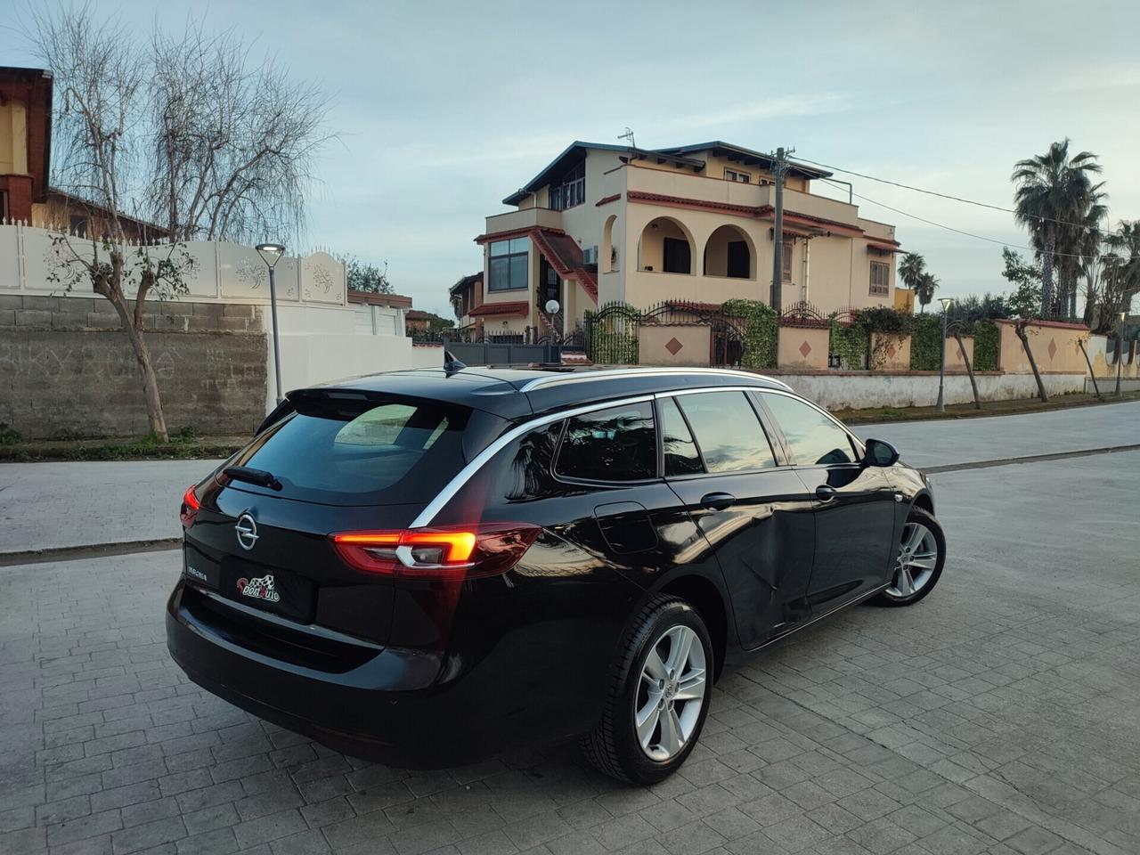 Opel Insignia SPORTS TOURER AUTOMATIK 1.5 CDTI 122 CV AT8 NAV.