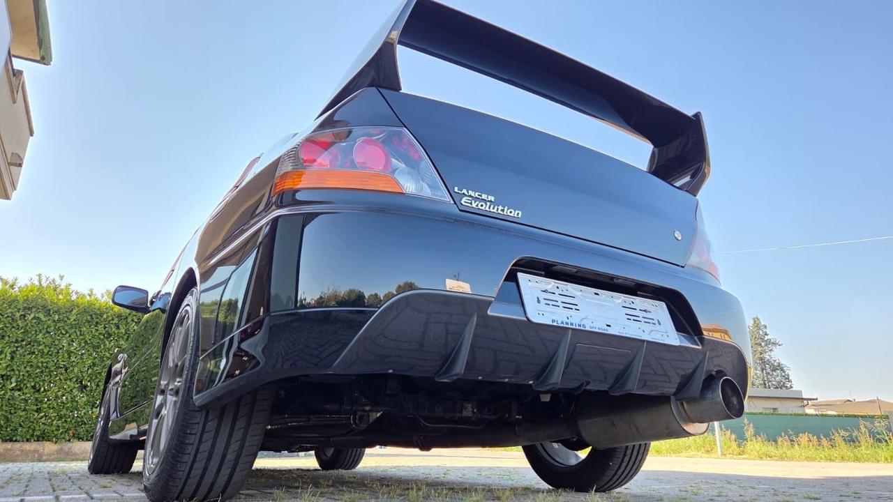 Mitsubishi Lancer Evolution IX