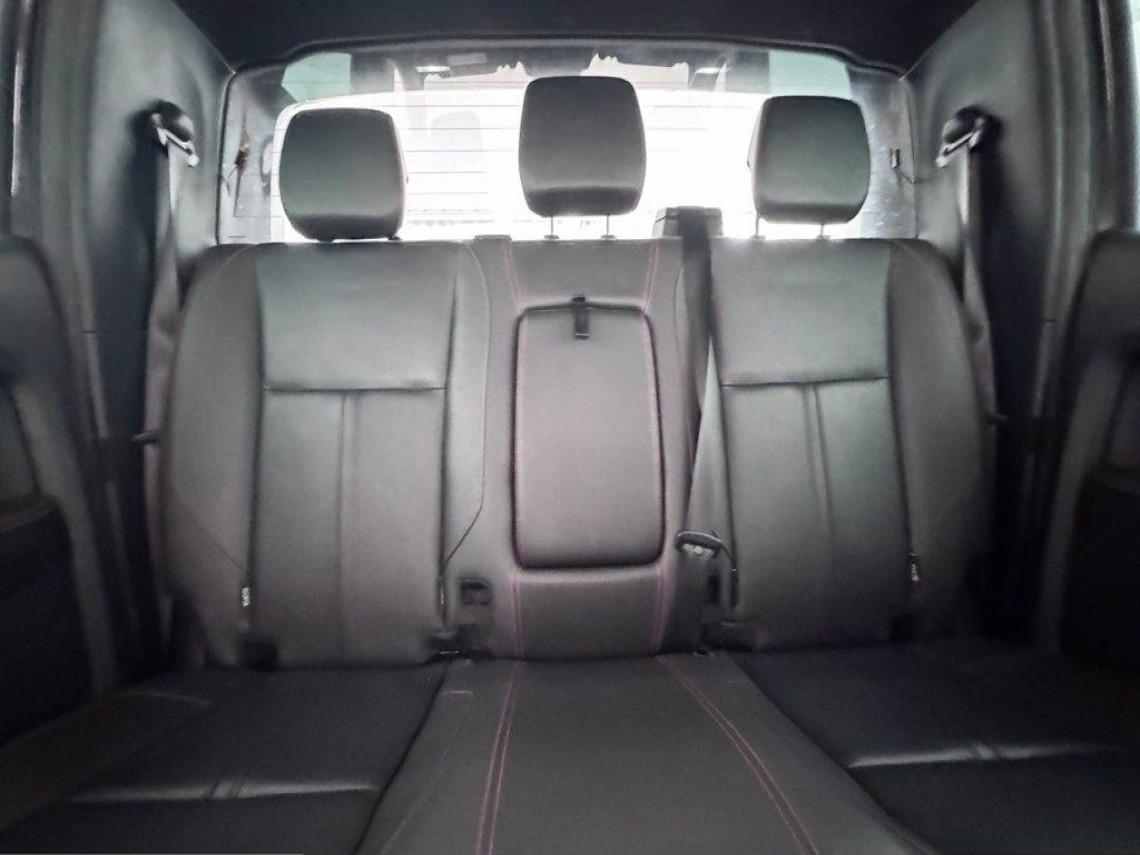 FORD Ranger 2 0 tdci double cab wildtrak thunder 213cv auto