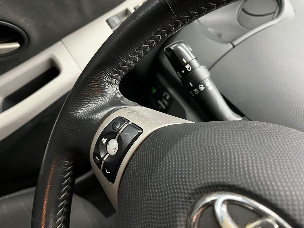 Toyota Yaris 1.0 5 Porte Sol Cv69 Ok Neopatentati