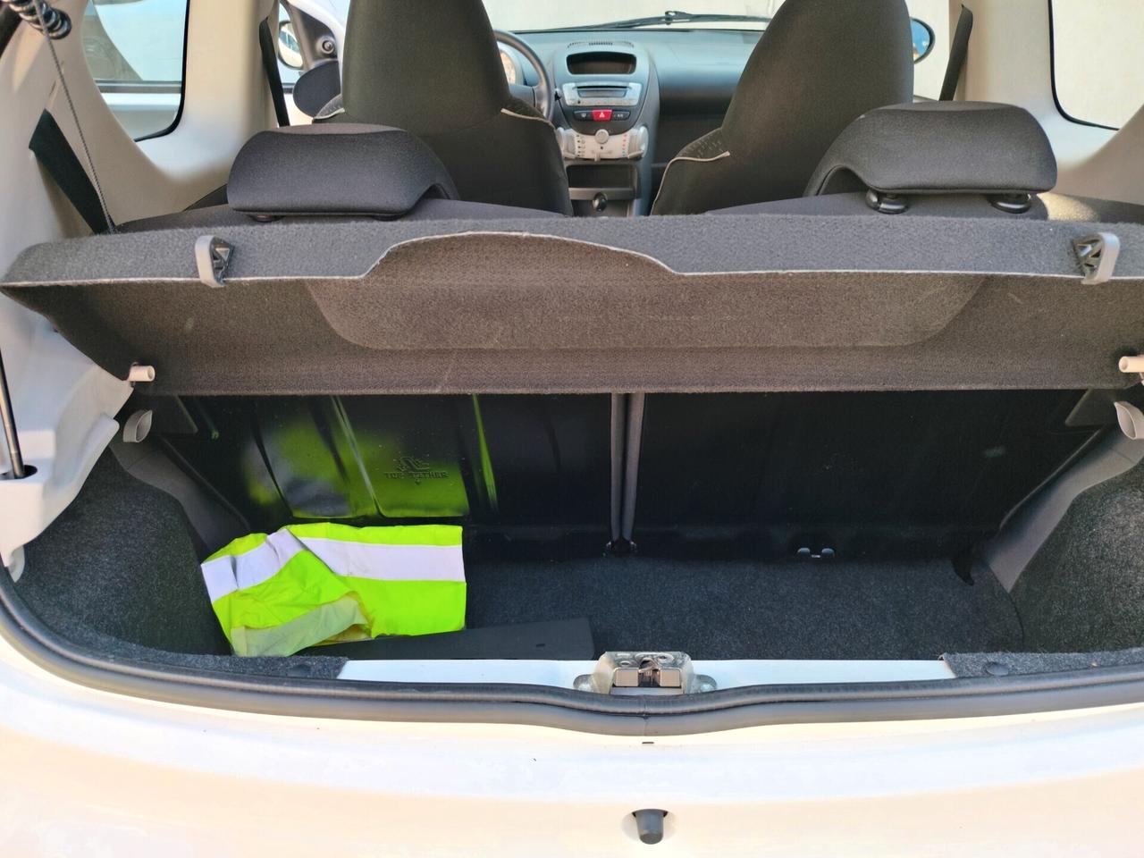 Peugeot 107 CAMBIO AUTOMATICO eccellenti condizioni