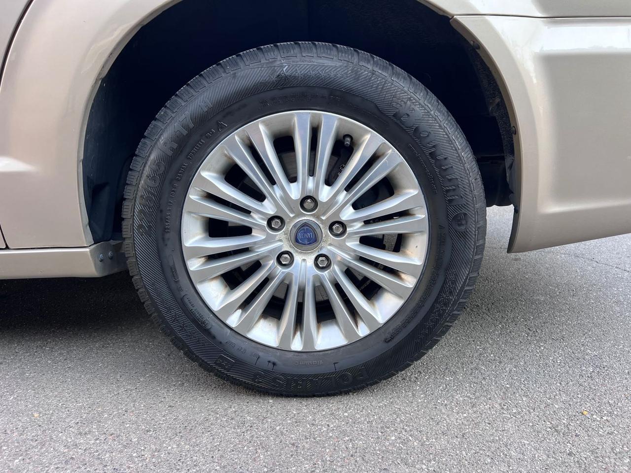 Lancia Voyager 2.8 D Platinum #9528