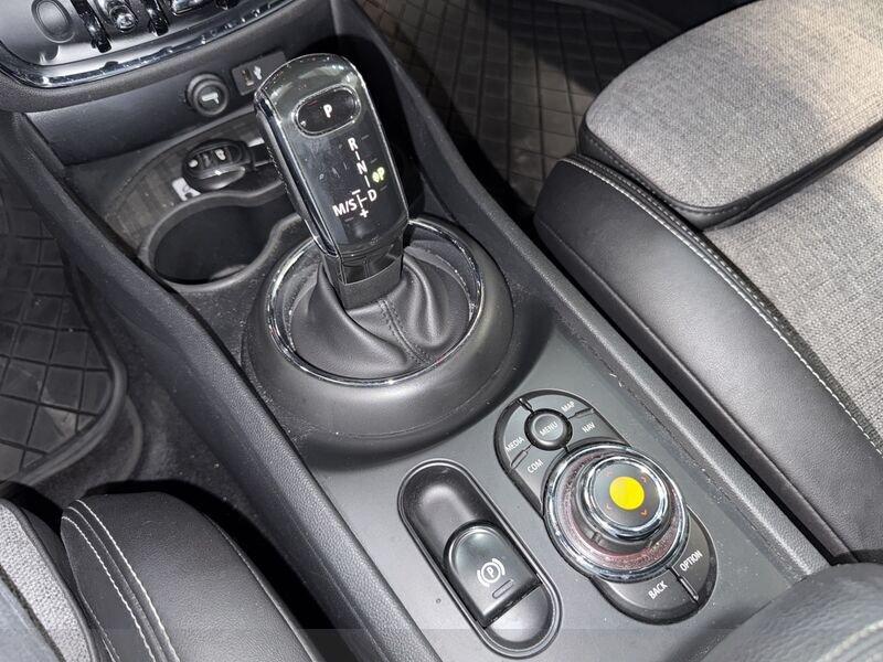 MINI Clubman Mini F54 2019 Diesel Mini 1.5 One D Mayfair Edition auto