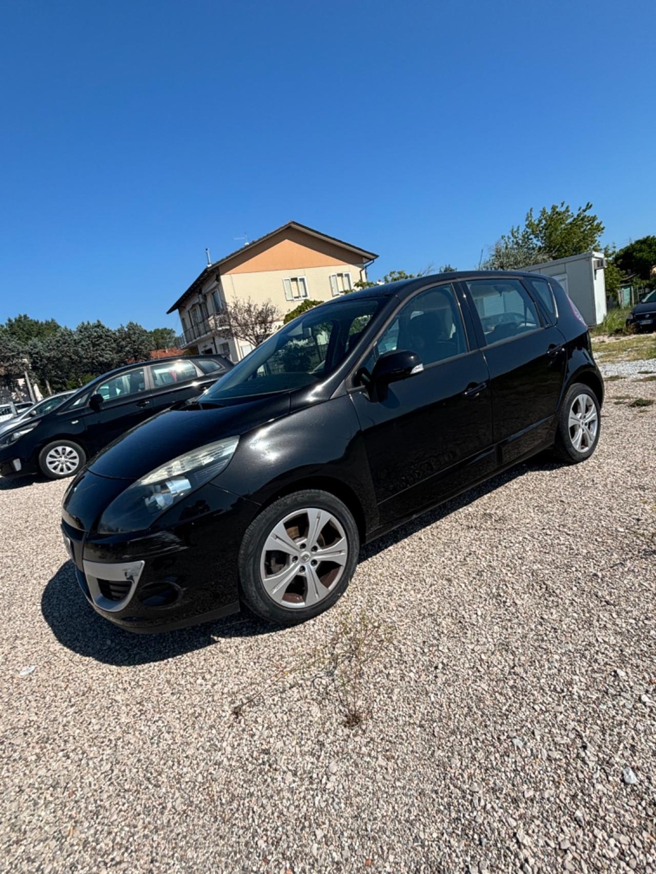 Renault Scenic Scénic X-Mod 1.5 dCi 110CV Luxe