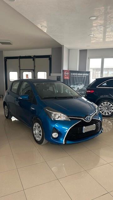 Toyota Yaris 1.5 Hybrid 5 porte Cool