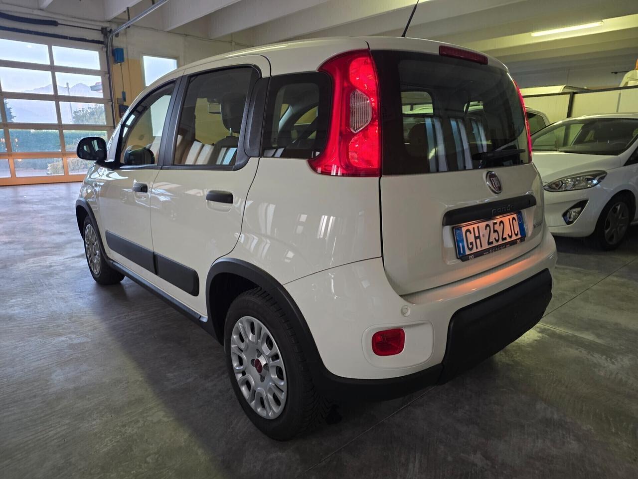 Fiat Panda Hybrid AUTOCARRO N1 4 posti