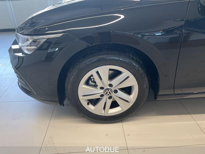 Volkswagen Golf 8 2.0 TDI SCR LIFE DSG 115 CV