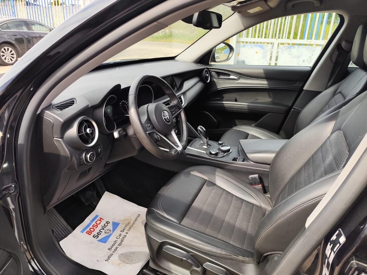 Alfa Romeo Stelvio 2.2 Turbodiesel 210 CV AT8 Q4 Super