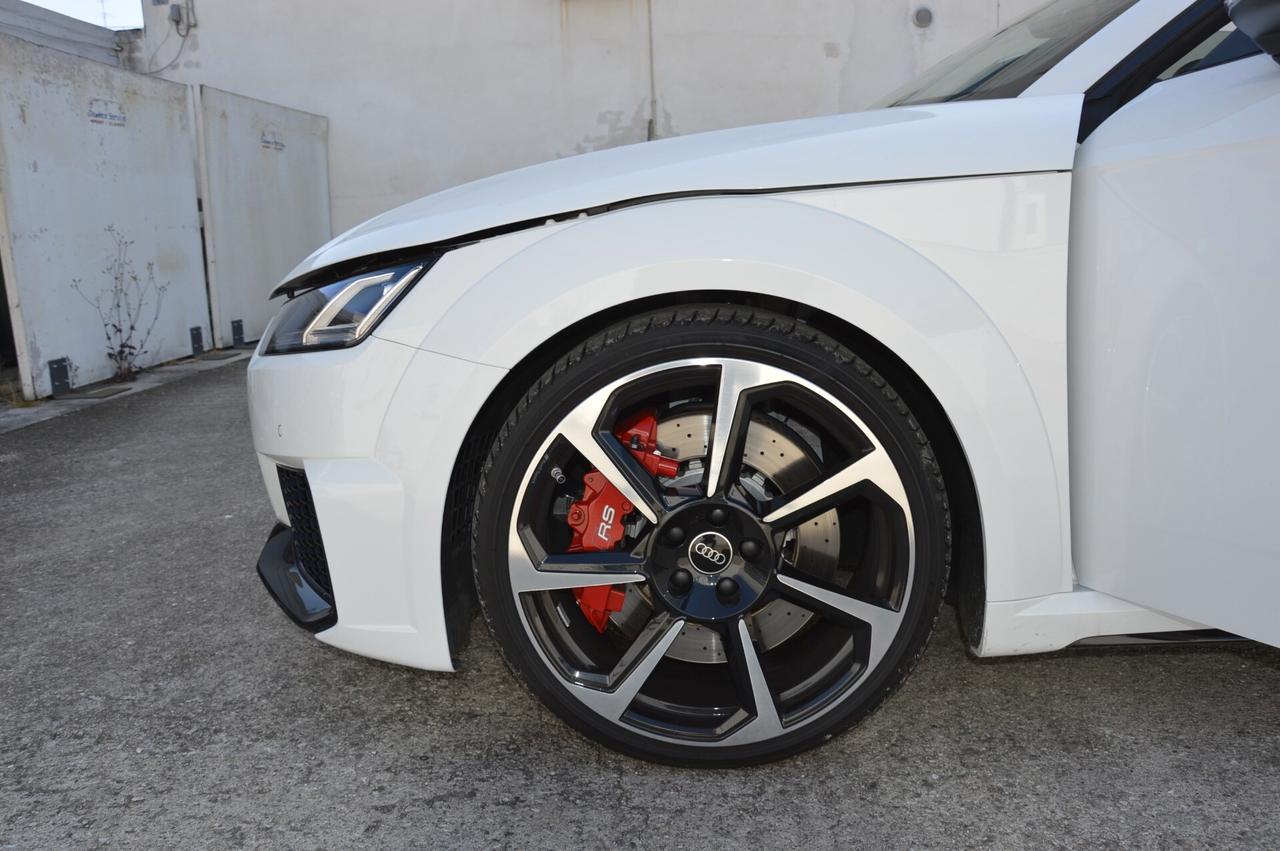 Audi TT RS Roadster 2.5 TFSI quattro S tronic
