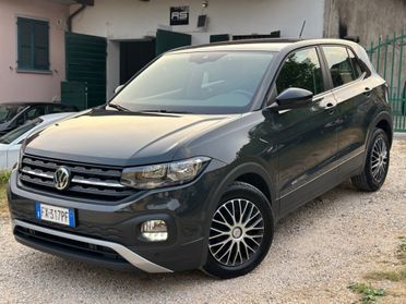 Volkswagen T-CROSS 1.6 TDI STYLE EURO6B LANEASS FRONTASS