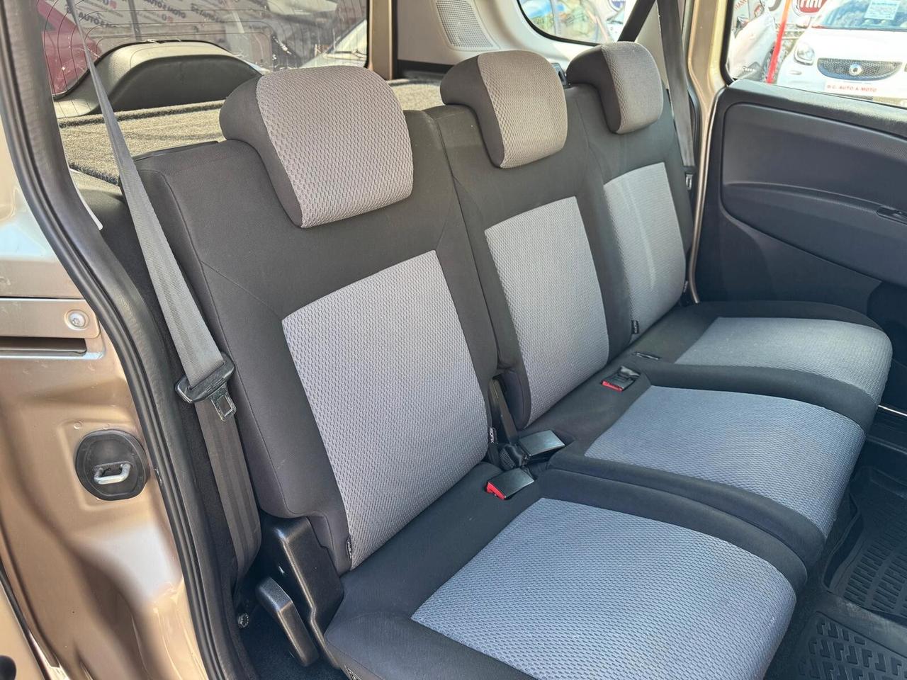 Fiat Doblò 1.3 Diesel CV90 Posti 5.Vetrato 2010