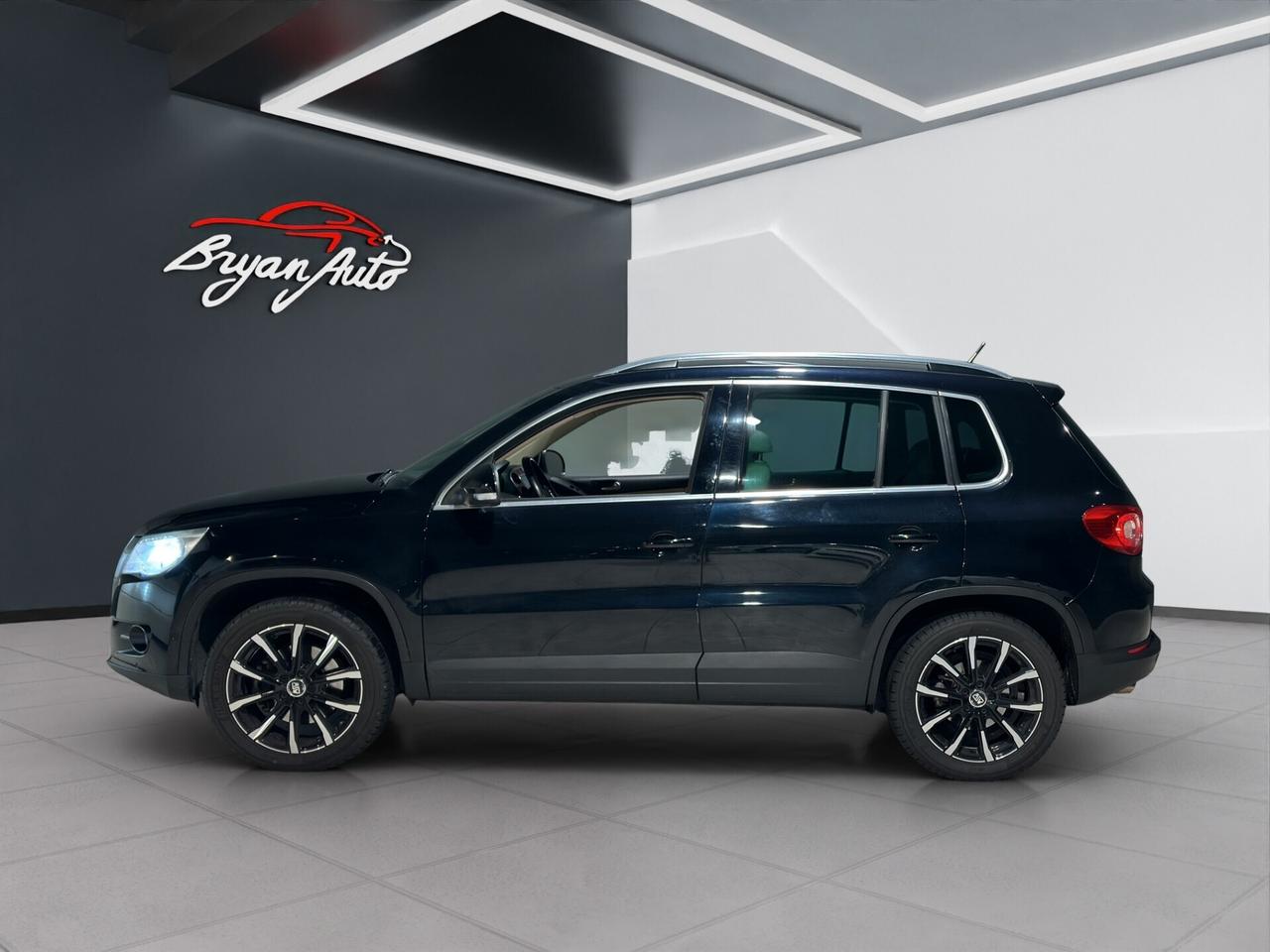 Volkswagen Tiguan 2.0 TDI 4MOTION DSG Sport & Style