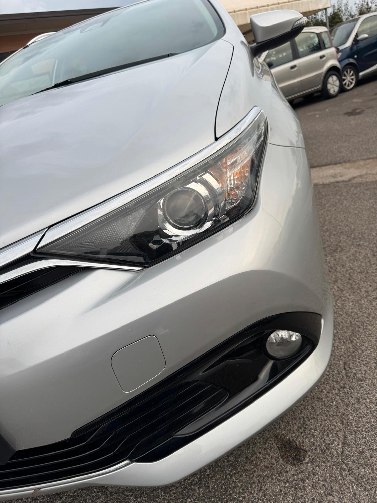Toyota Auris TOURING SPORTS 1.6 D-4D BUSINESS 2017