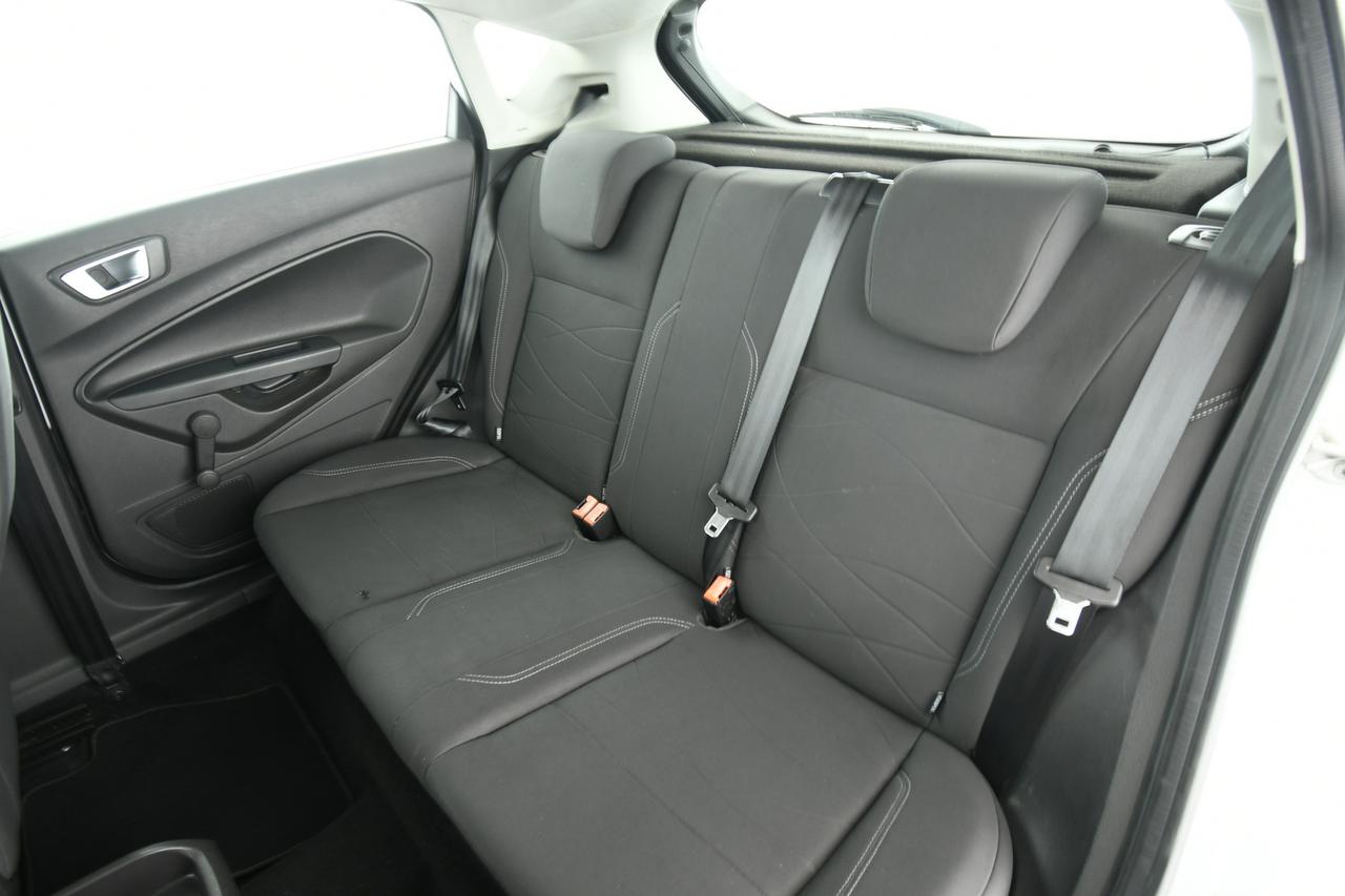 FORD Fiesta 5p 1.5 tdci Business 75cv X COMMERCIANTI+NEOPATENTATI+BLUETOOTH