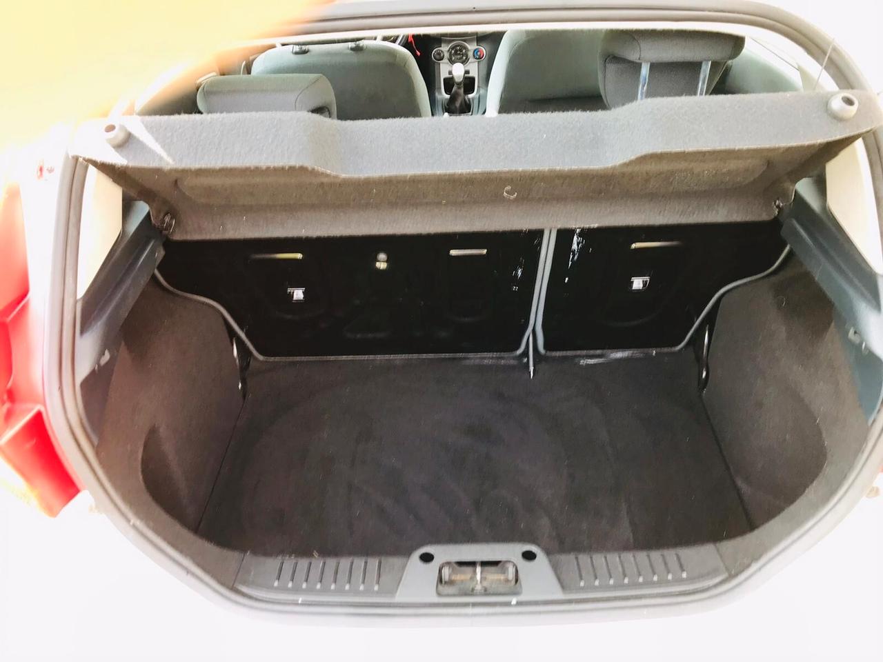 Ford Fiesta 1.4TDCI NEOPATENTATI CHIAMA 2010