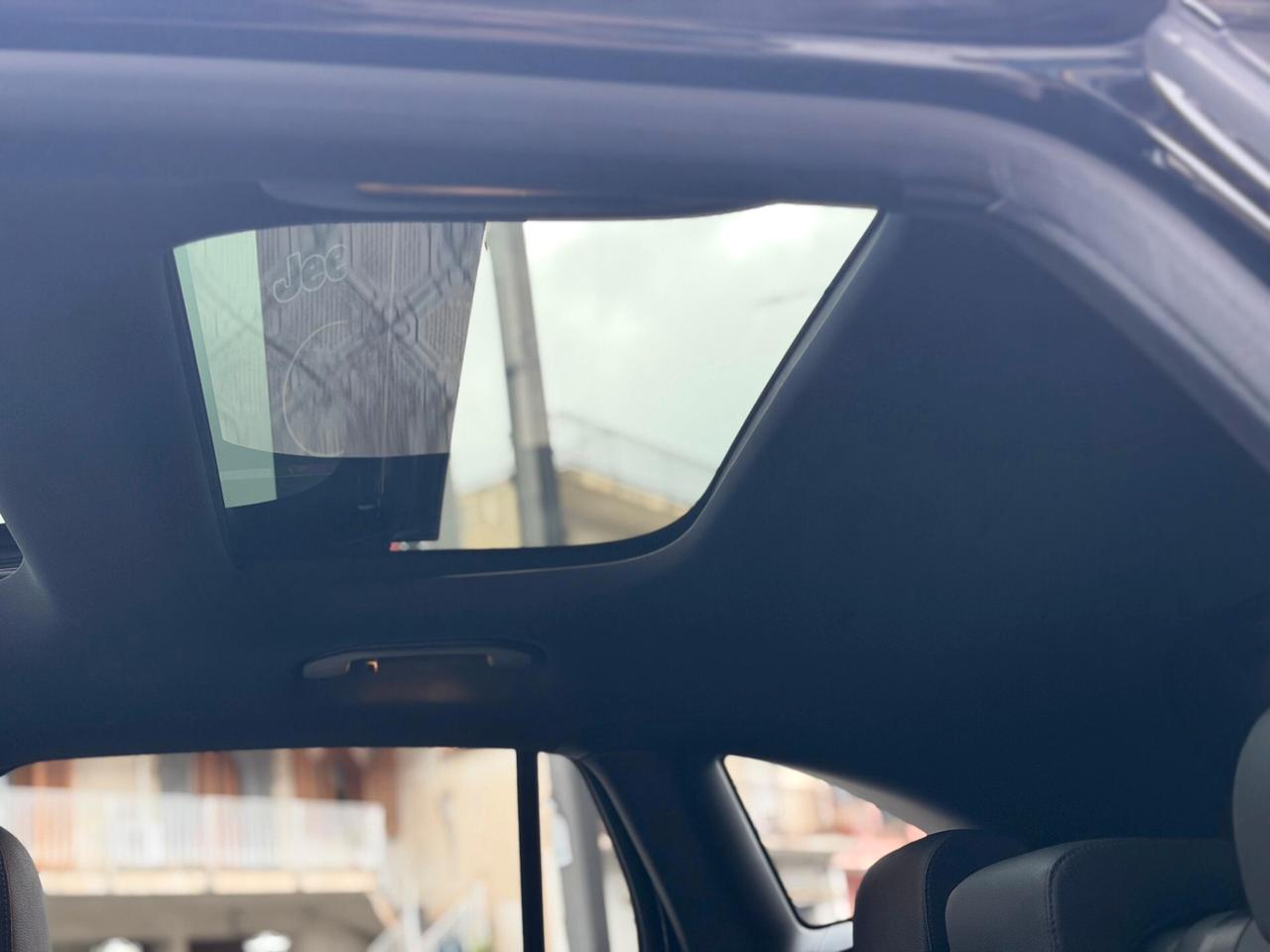 Mercedes-benz GLA 220