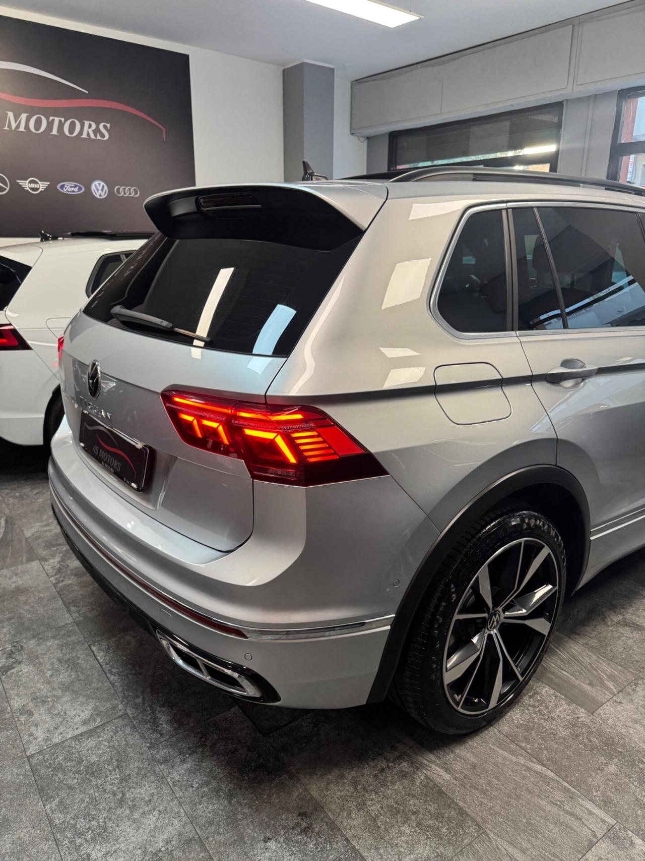 VW Tiguan 2.0 TDI 150 CV DSG R-Line Tetto Apribile