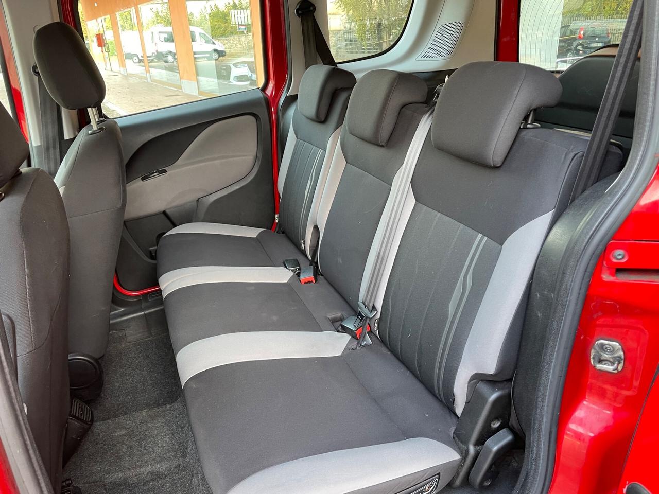 Fiat Doblo Doblò 1.6 MJT 16V 90CV Lounge 5 Posti Vettura