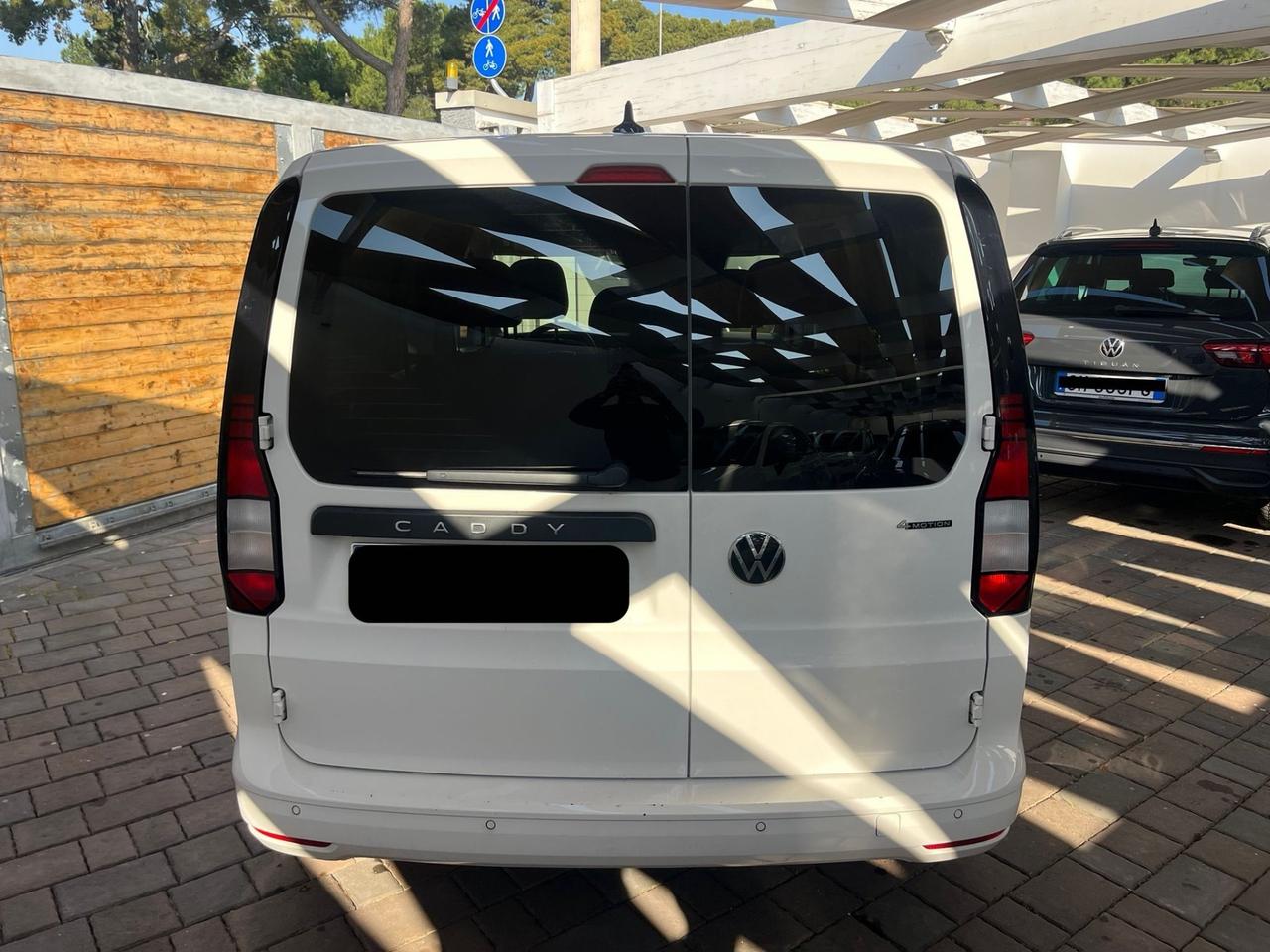 Volkswagen Caddy 2.0 TDI 122 CV 4Motion Life Maxi