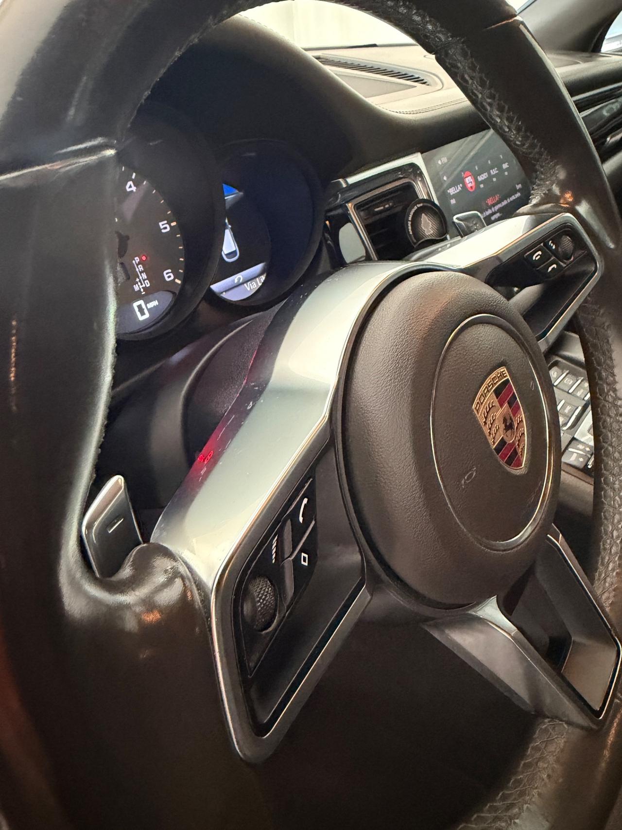 Porsche Macan S