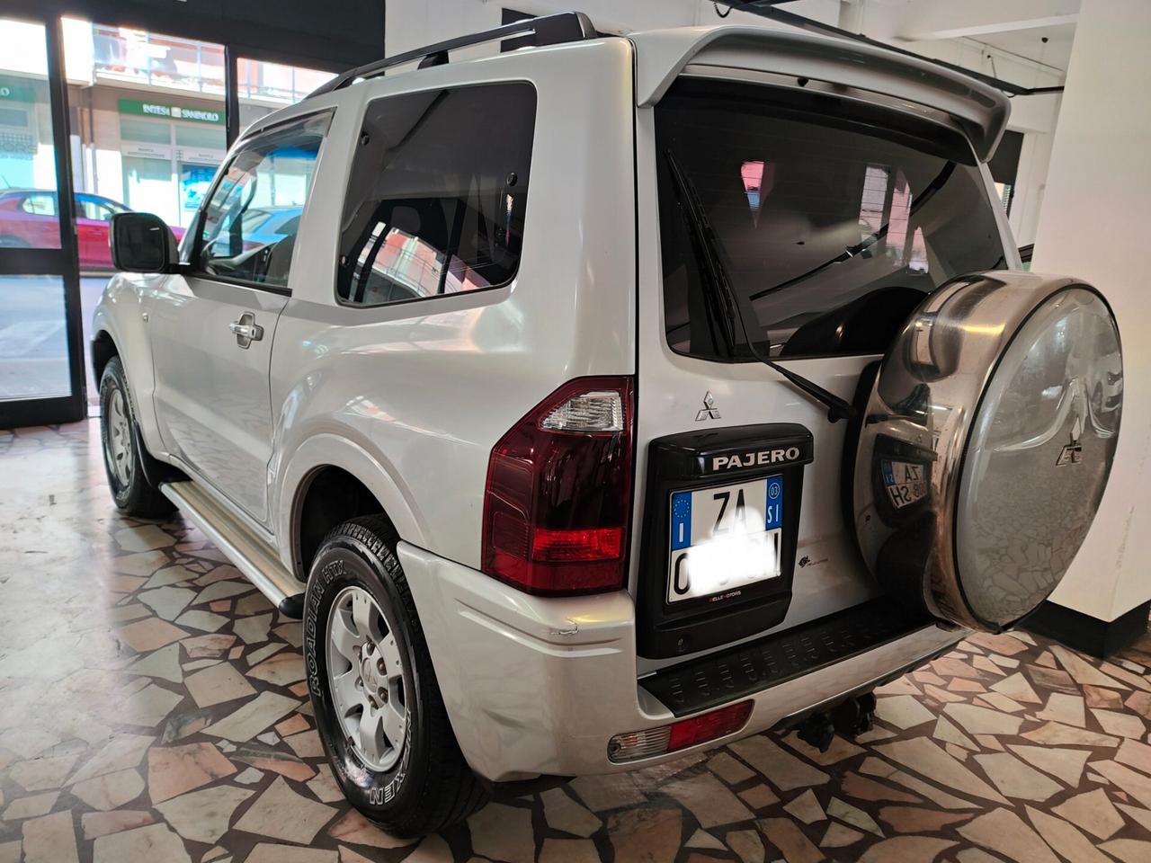 Mitsubishi Pajero 2.5 TDI 3p. GLX