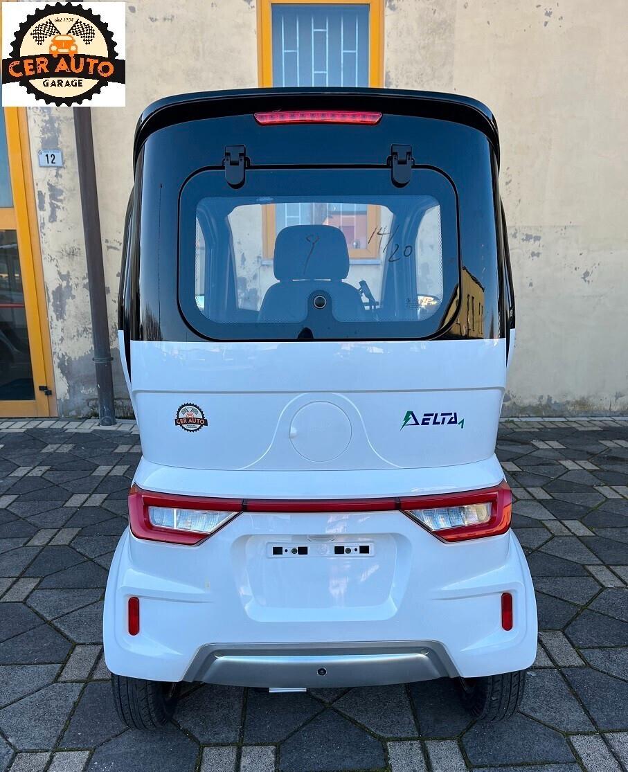 DELTA1 scooter cabinato per anziani/disabili minicar microcar