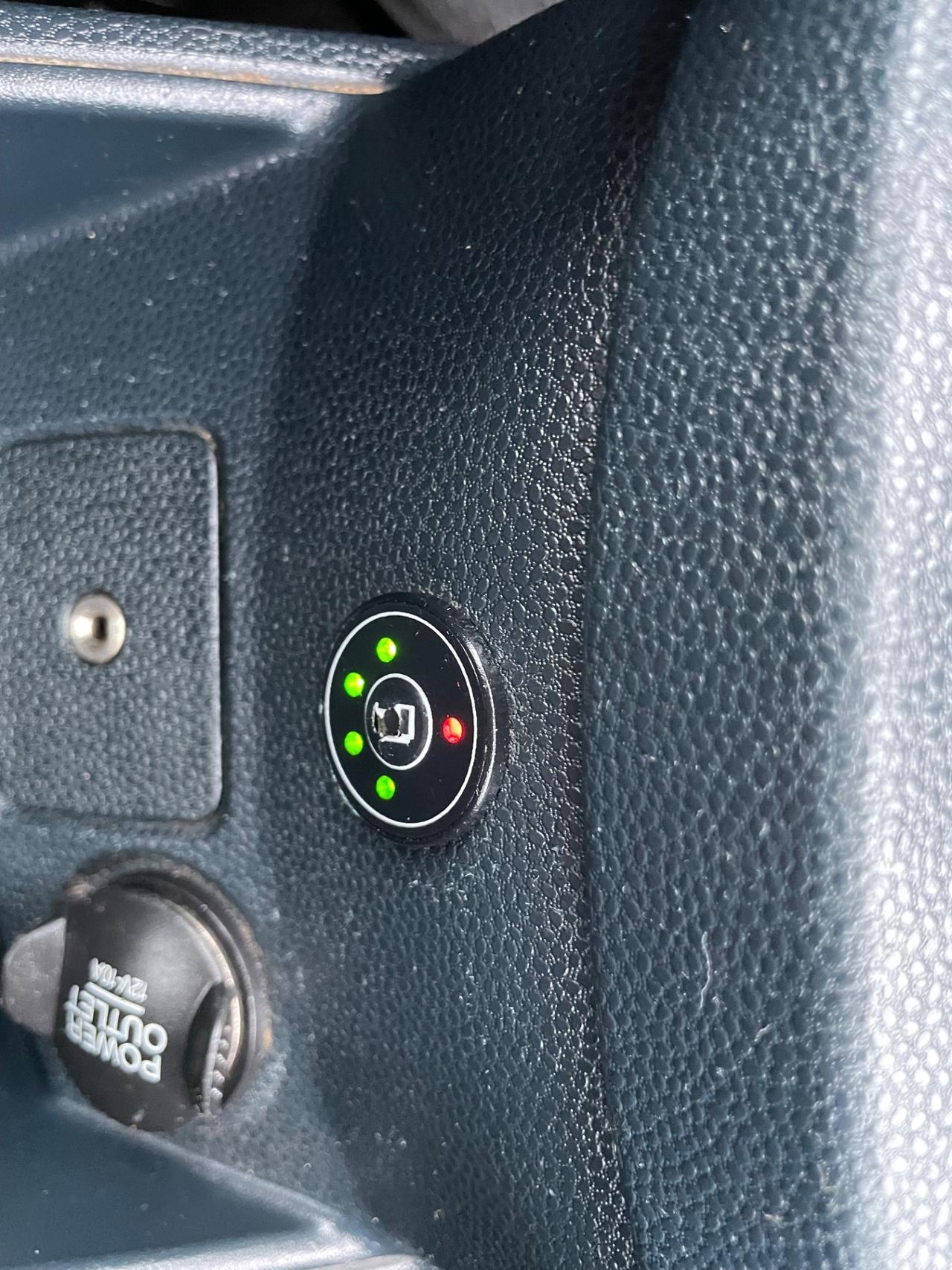 Ford Fiesta 1.4 5 porte Bz.- GPL Titanium*Neo patentati *