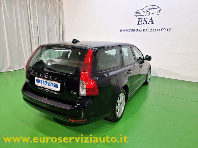 VOLVO V50 D2 POLAR