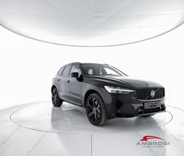 VOLVO XC60 Black Edition T6 AWD Plug-in hybrid Elettrica/Benz