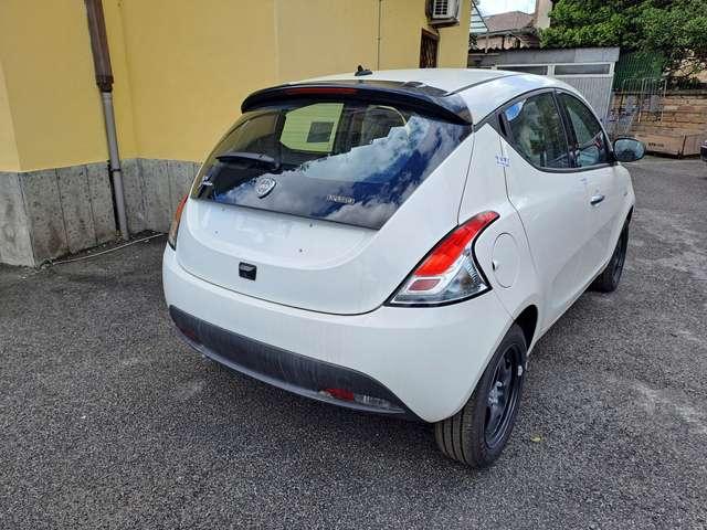 Lancia Ypsilon Ypsilon 1.0 firefly hybrid Platino KM0 telecamera