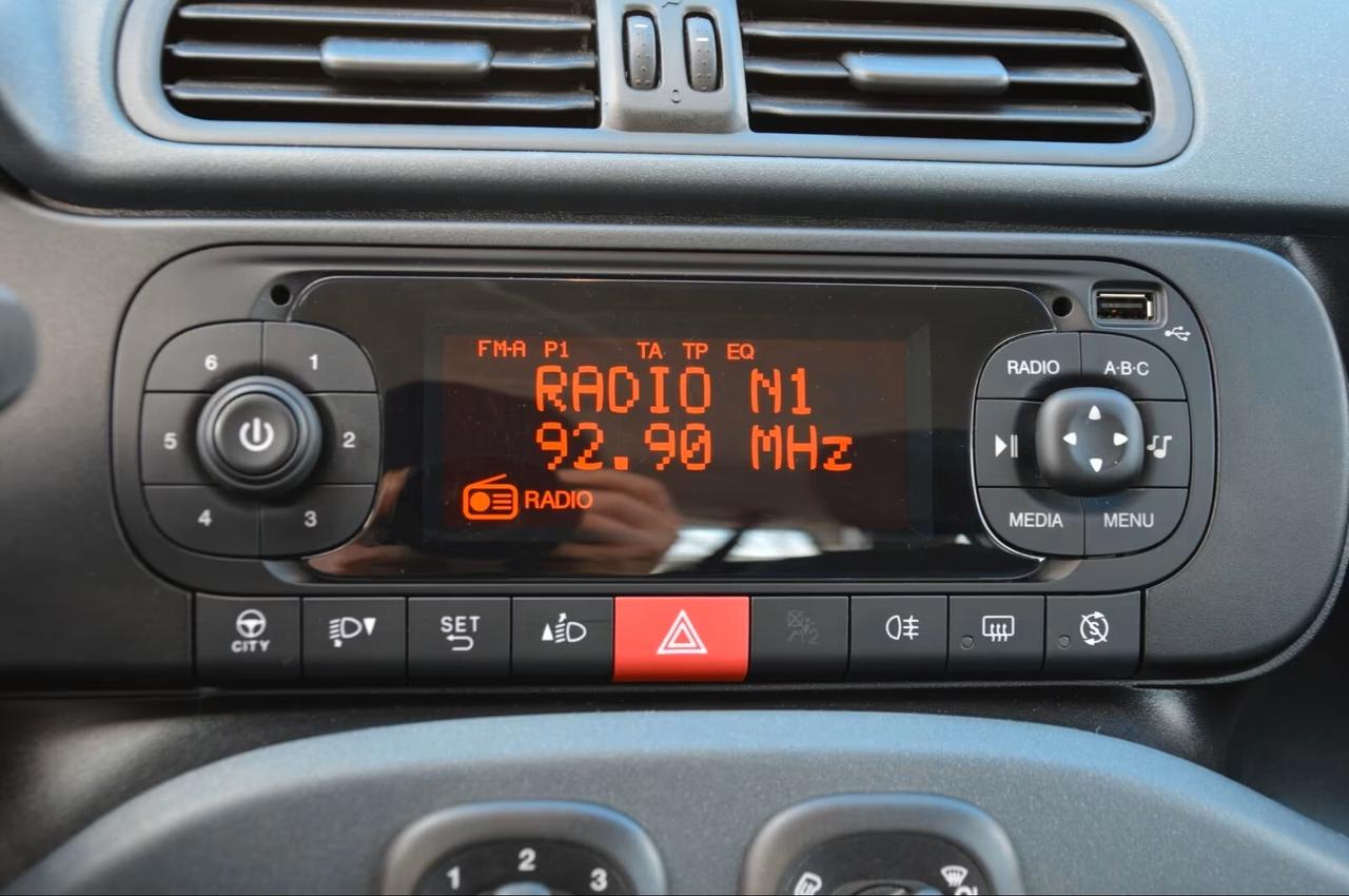 Fiat Panda 1.0 FireFly S&S Hybrid Easy