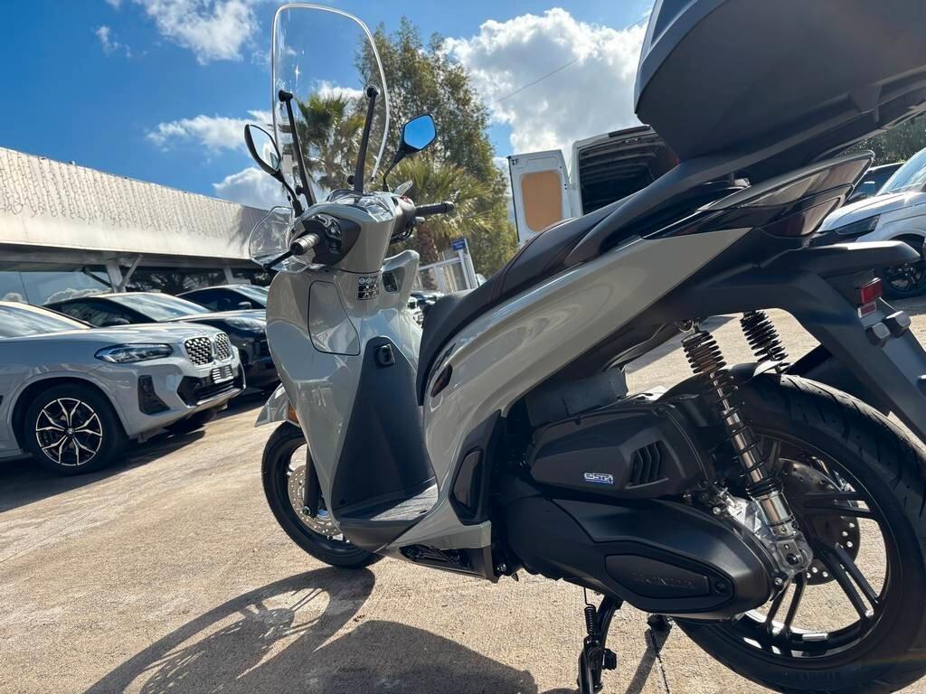 Honda SH 350 Sport ABS grigio Nuovo pronto consegna