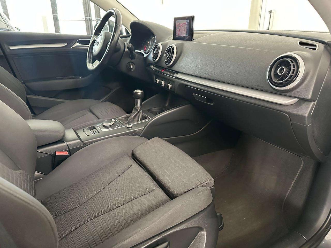 Audi A3 A3 III 2013 Sedan Sedan 1.6 tdi ULTRA 110cv E6