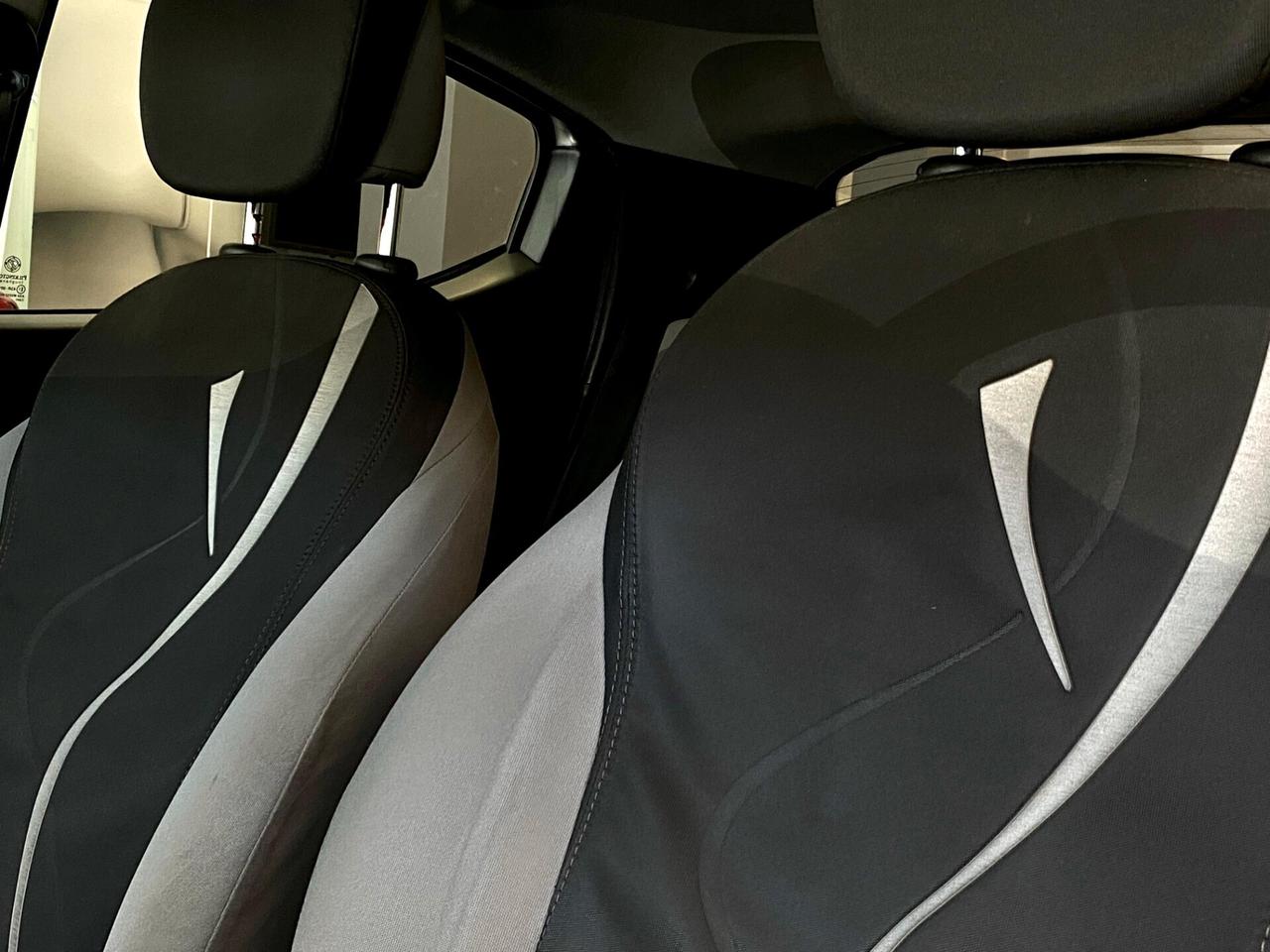 Lancia Ypsilon 1.3 MJT 95 CV 5 Porte S&S Silver