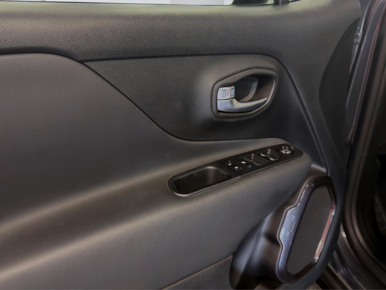 Jeep Renegade 1.3 t4 phev 4xe at6 24 MESI DI GARANZIA
