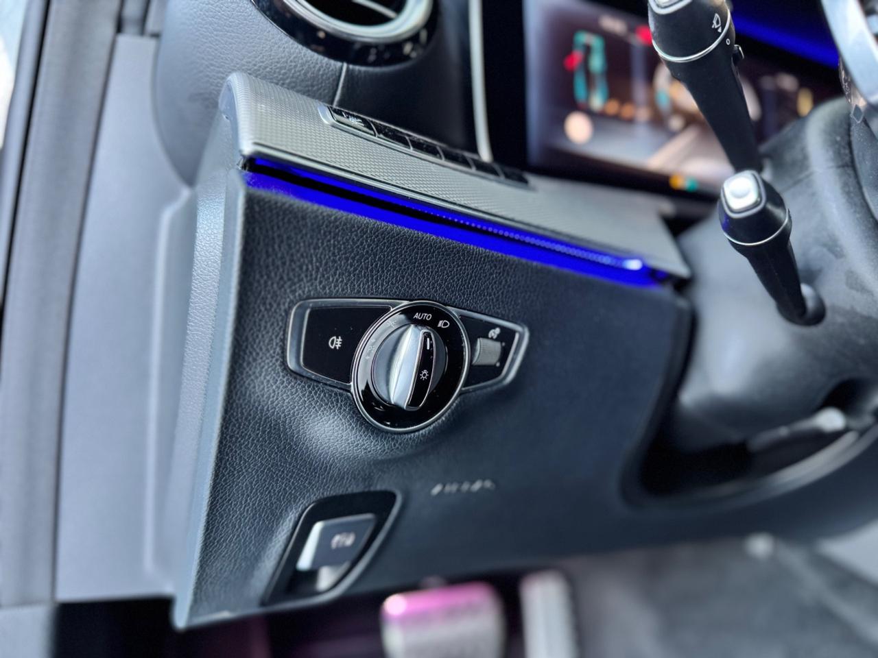 Mercedes-benz E220d Automatica Premium AMG E6