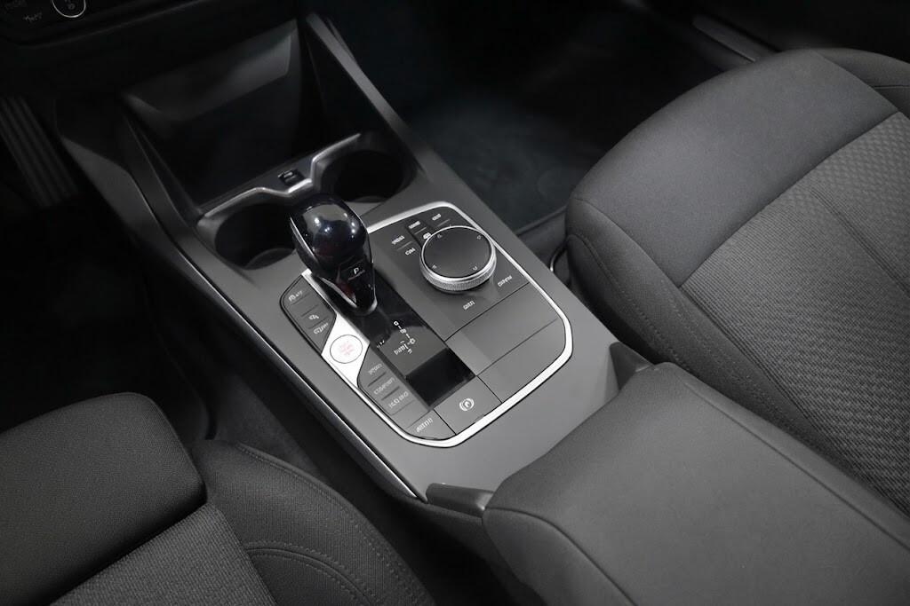 BMW 116d Business Advantage (115cv) Aut.