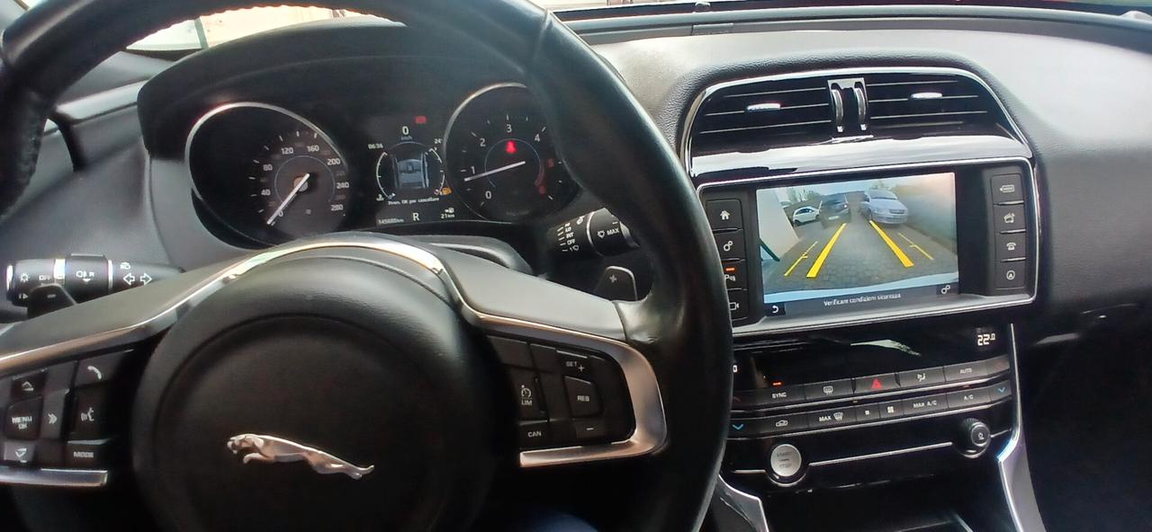 Jaguar XE 2.0 D 180 CV 4x4 AWD aut. R-Sport