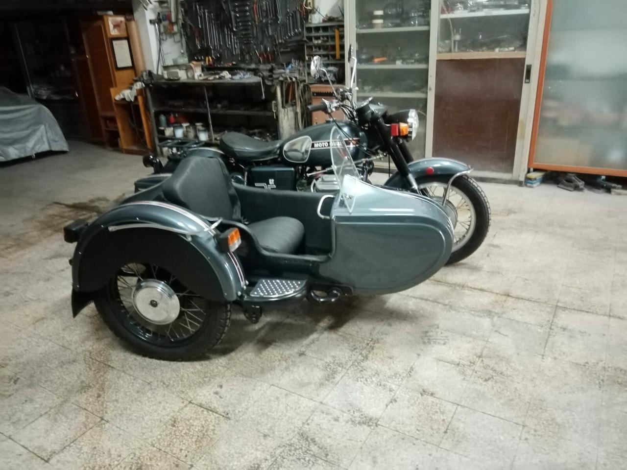 Moto Guzzi V7 III SIDECAR V7 850 GT ( OMOLOGATO 3 POSTI)