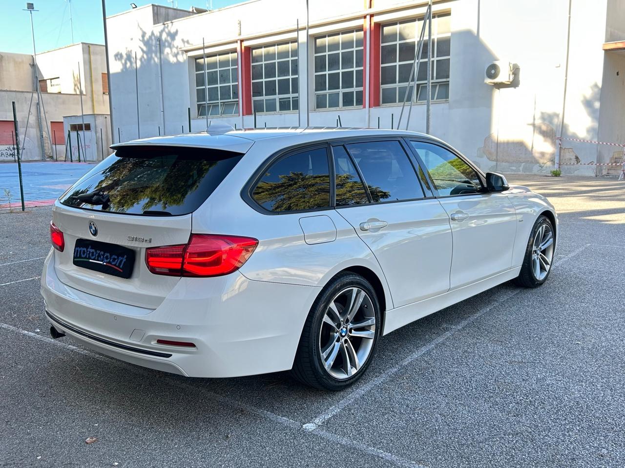 Bmw 318 d Sport line 150cv