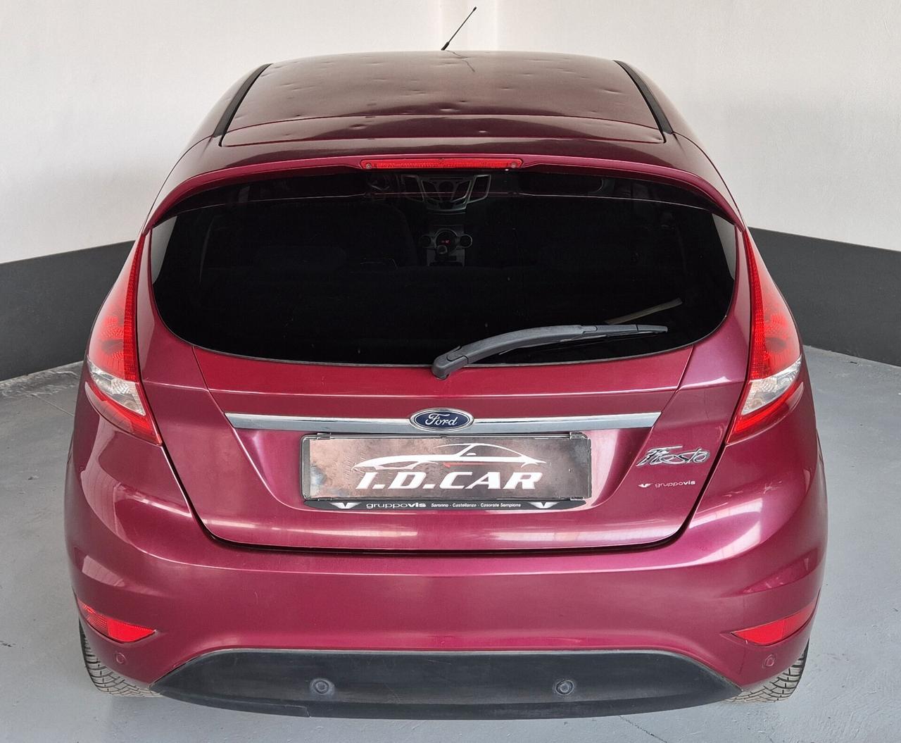 Ford Fiesta 1.4 5 porte Bz.- GPL Titanium Neopatentati